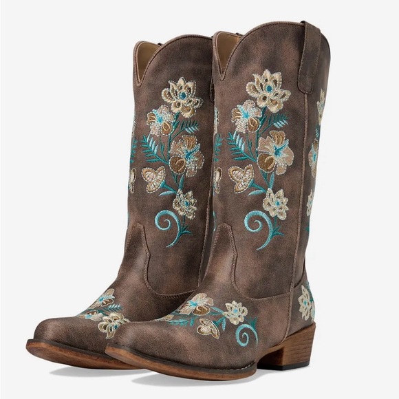 Roper Shoes - NEW IN BOX - Roper Women’s Riley Floral Cowboy Boots- Vintage Brown Faux Leather